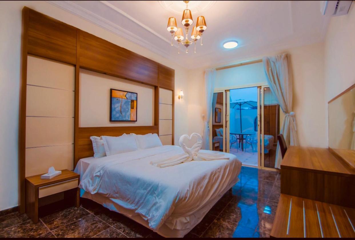 Arees Beach Hotell Rayyis Exteriör bild